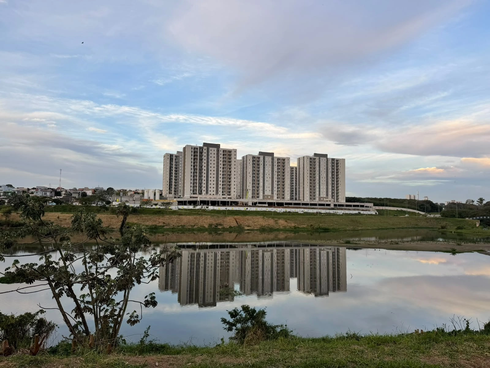 Estrutura das torres do Portal Encantos de Veneza
